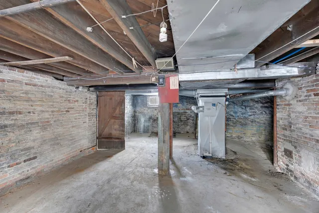 $299,000 | 1322 Main Street, Crete, IL 60417