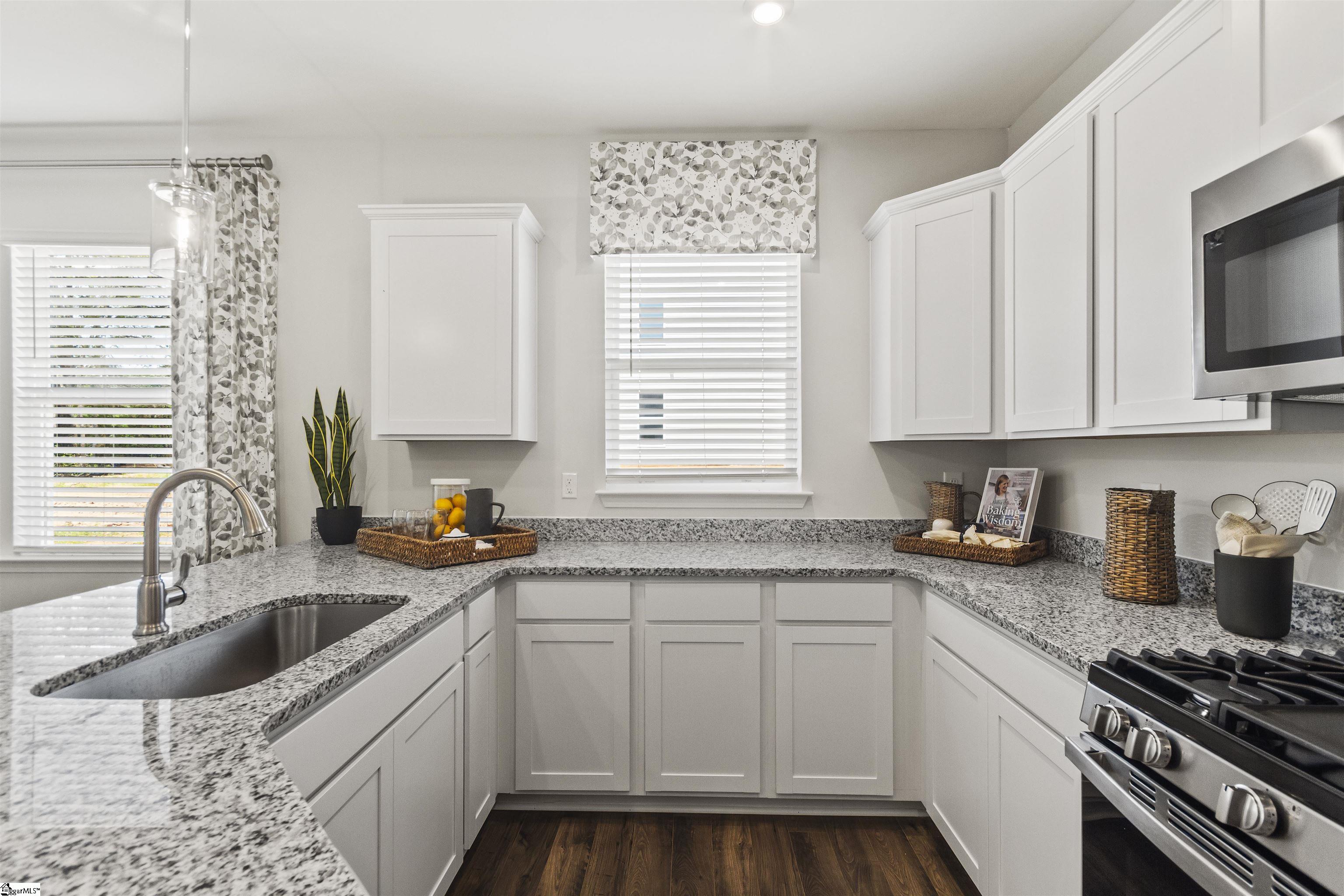 10 Gervais Circle Greenville, SC 29607 - Photo 11 of 50