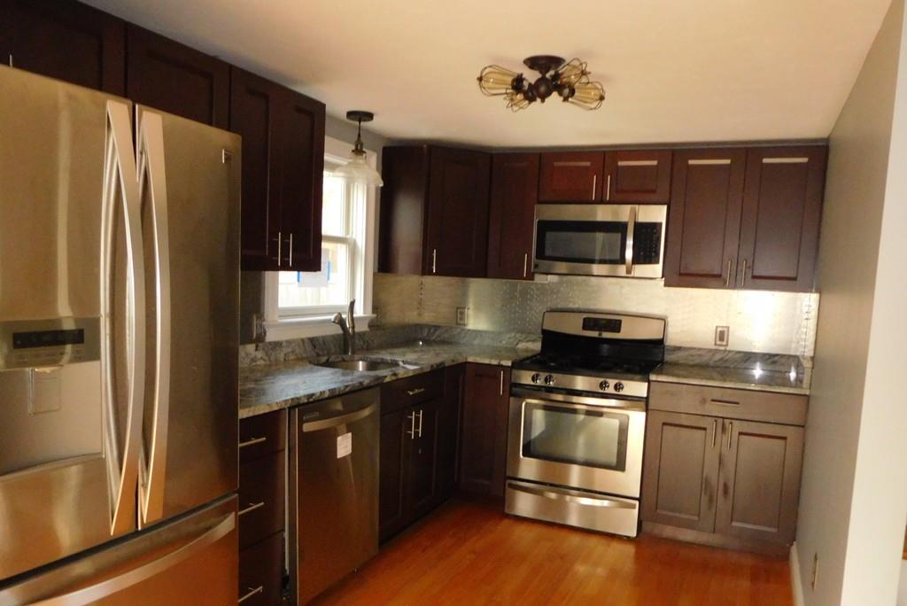 7 Sylvan Road Bourne, MA 02559 - Photo 3 of 12 Gallery Image 3
