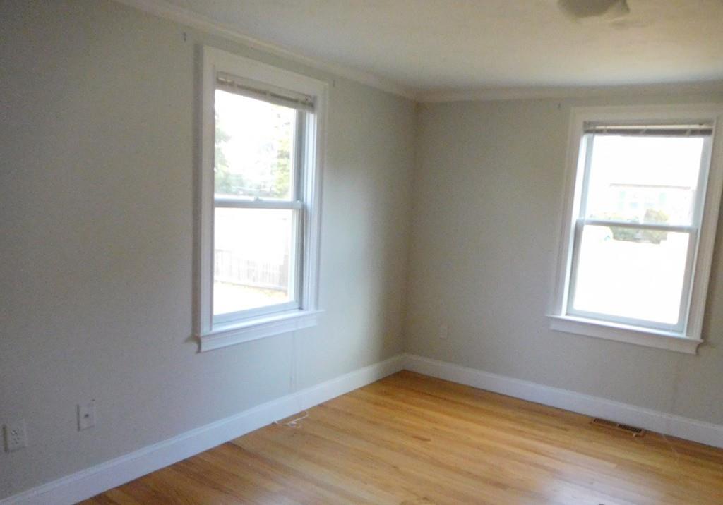 7 Sylvan Road Bourne, MA 02559 - Photo 6 of 12 Gallery Image 6