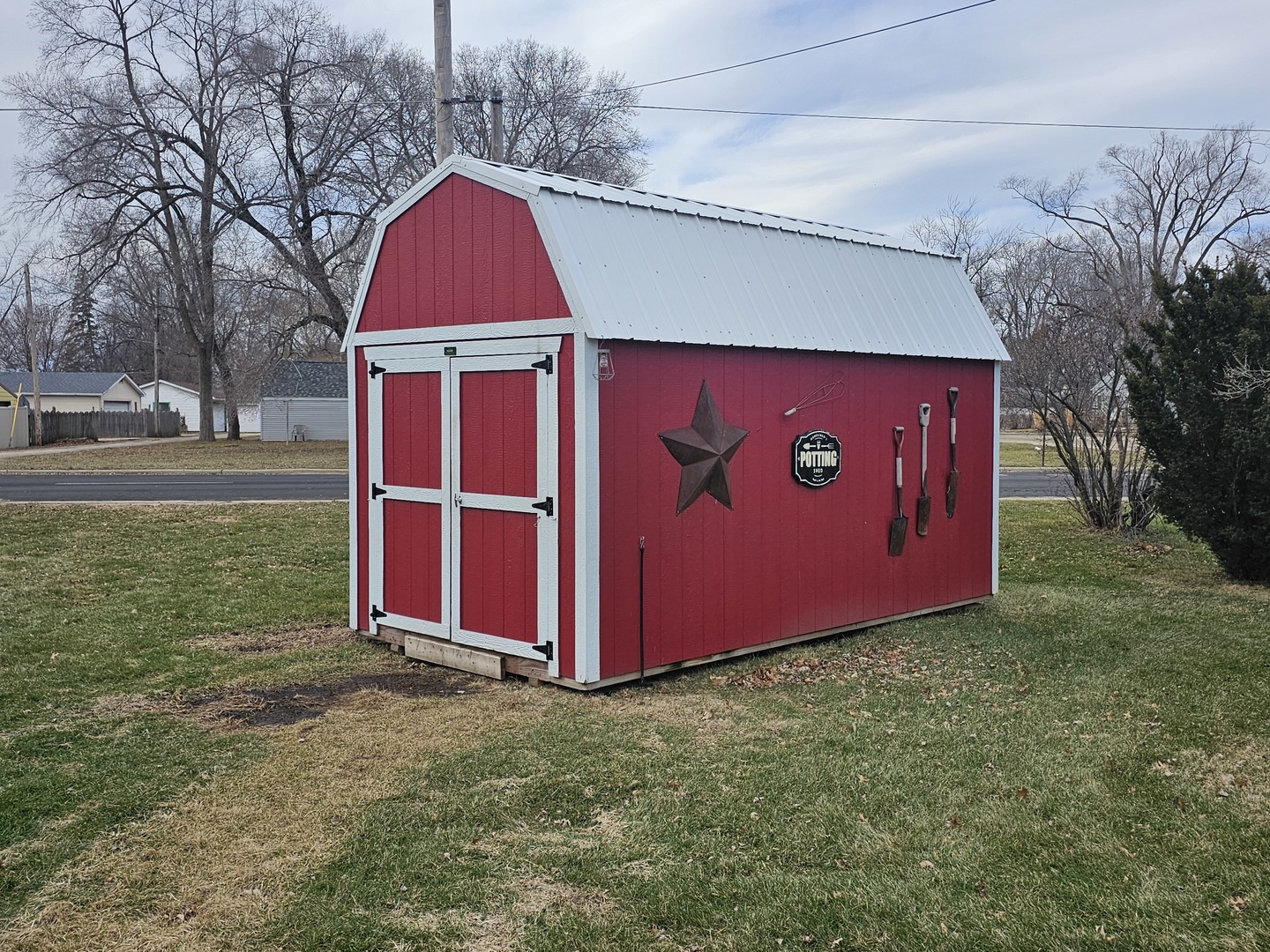 1504 Flock Avenue Rock Falls, IL 61071 - Photo 19 of 25 a view of backyard with tub