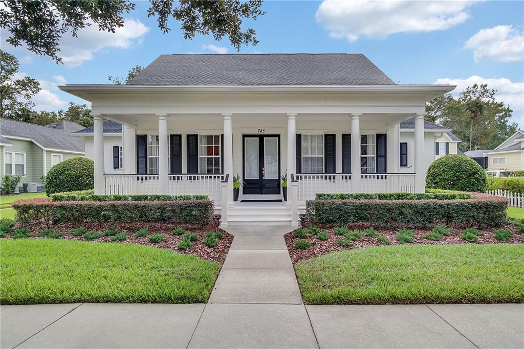 745 Oak Shadows Rd