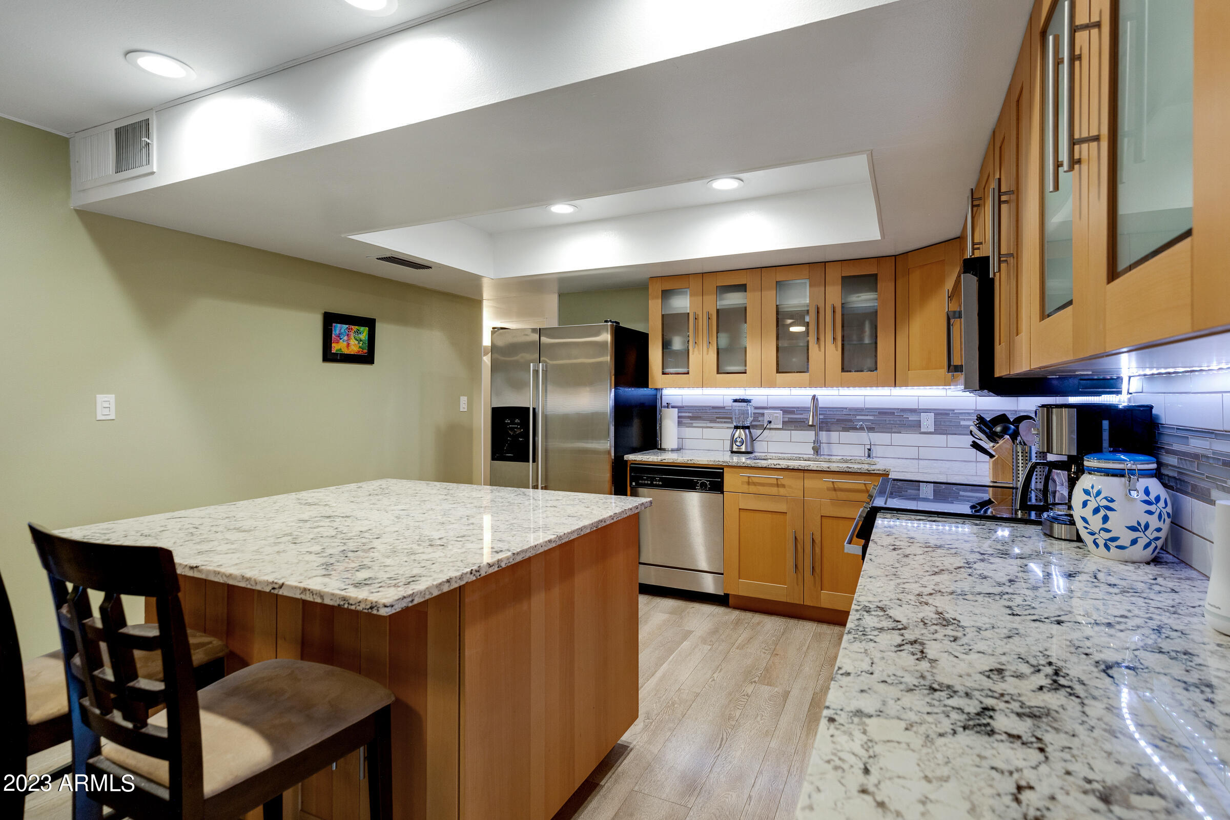 1206 East Del Rio Drive Tempe, AZ 85282 - Photo 14 of 55 1206 E Del Rio Dr-10