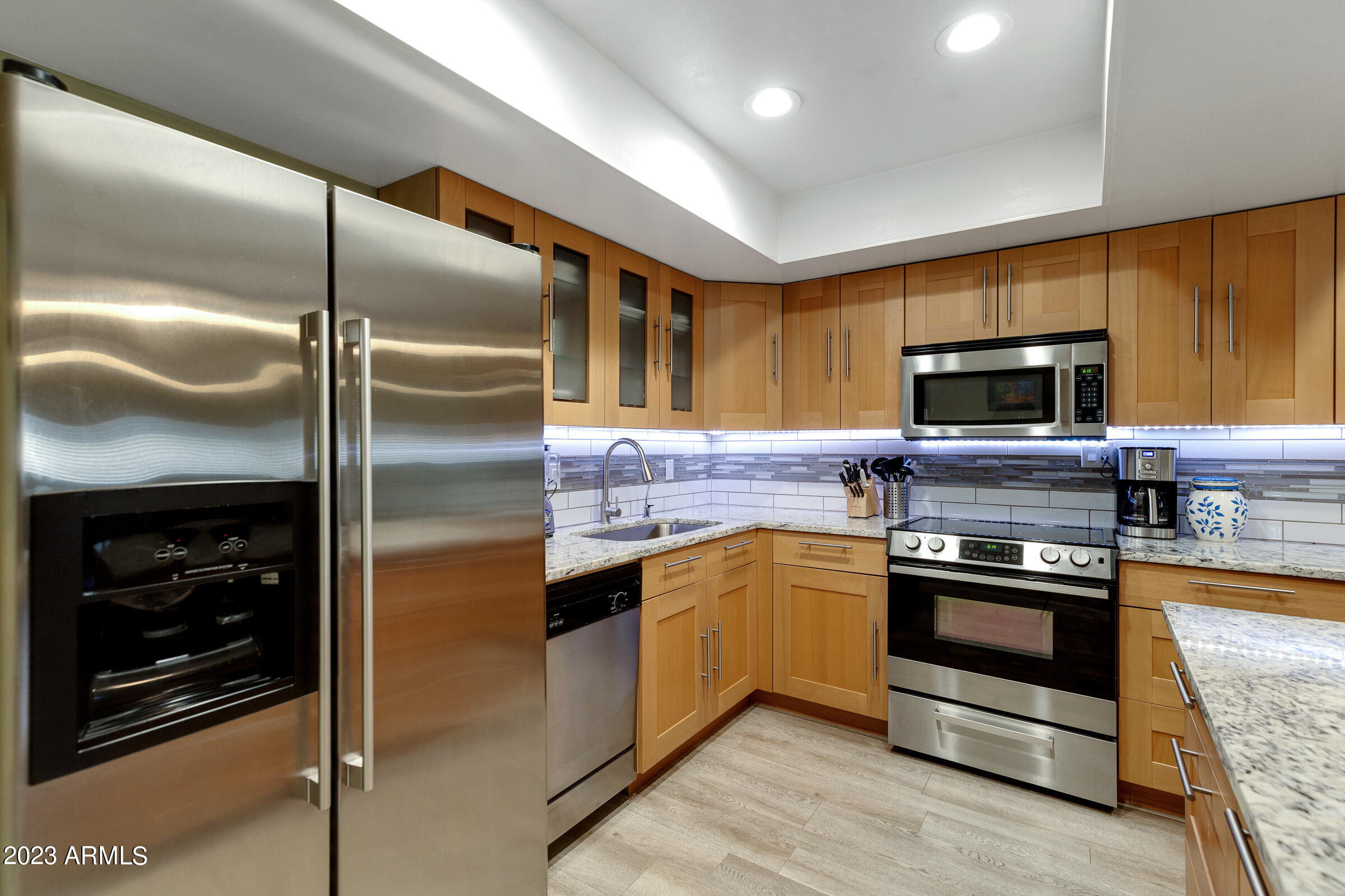 1206 East Del Rio Drive Tempe, AZ 85282 - Photo 15 of 55 1206 E Del Rio Dr-11