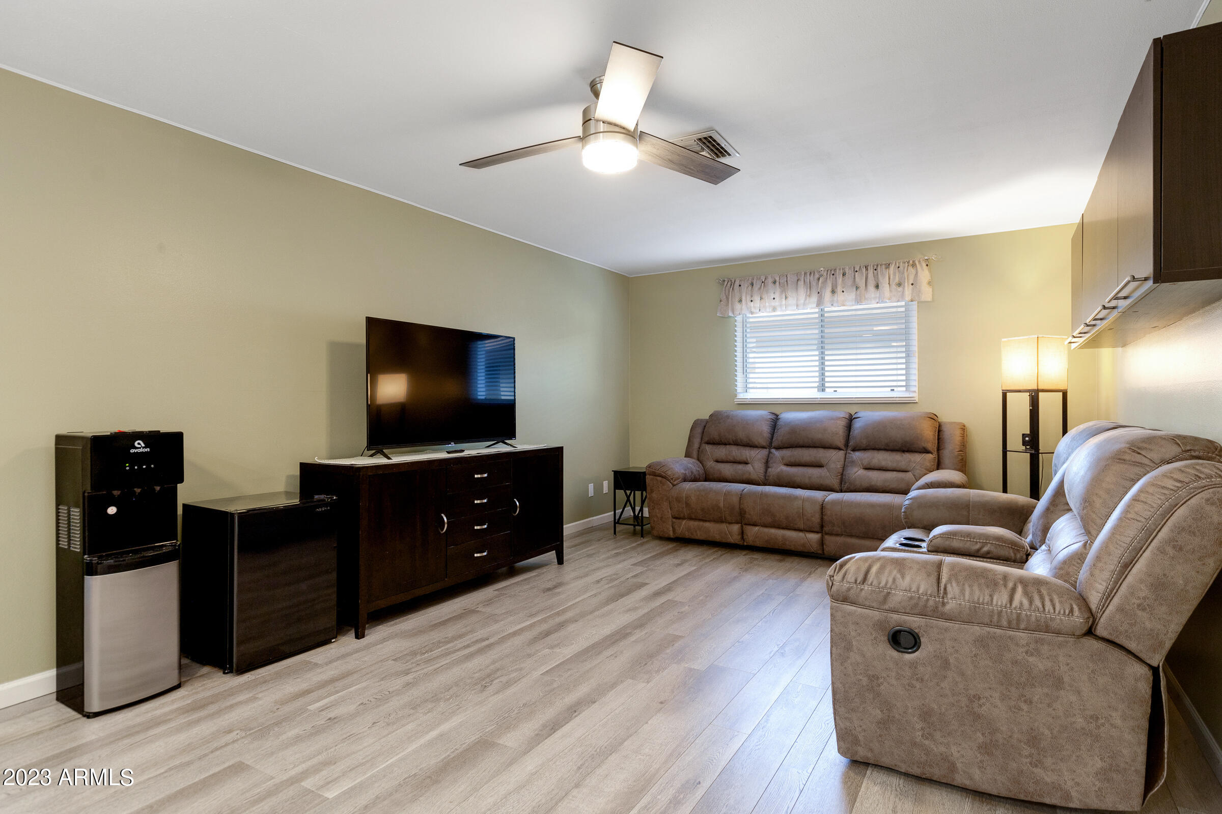 1206 East Del Rio Drive Tempe, AZ 85282 - Photo 17 of 55 1206 E Del Rio Dr-13