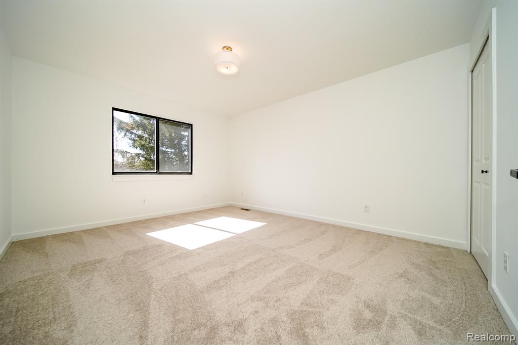 2729 Powderhorn Ridge Road Rochester, MI 48309 - Photo 78 of 95