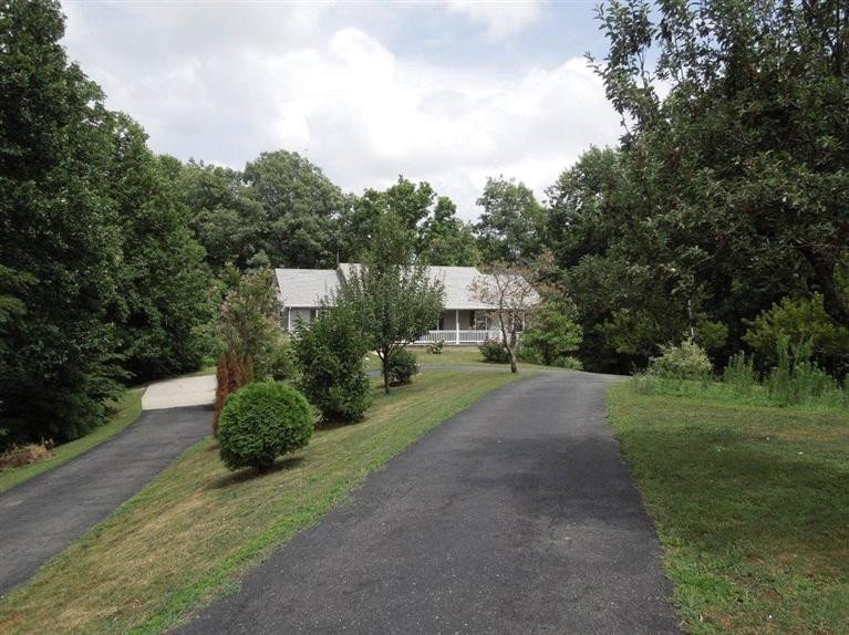 182 Stillhouse Road Waynesburg, KY 40489 - Photo 2 of 52 Photo 2