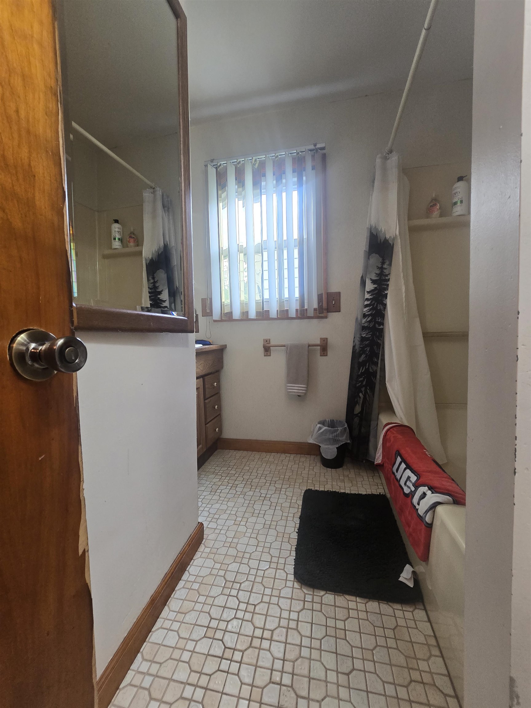 2066 East Bristol Road Burton, MI 48529 - Photo 14 of 14
