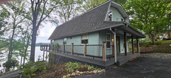$799,900 | 67 Overlook Road, Hardy, VA 24101