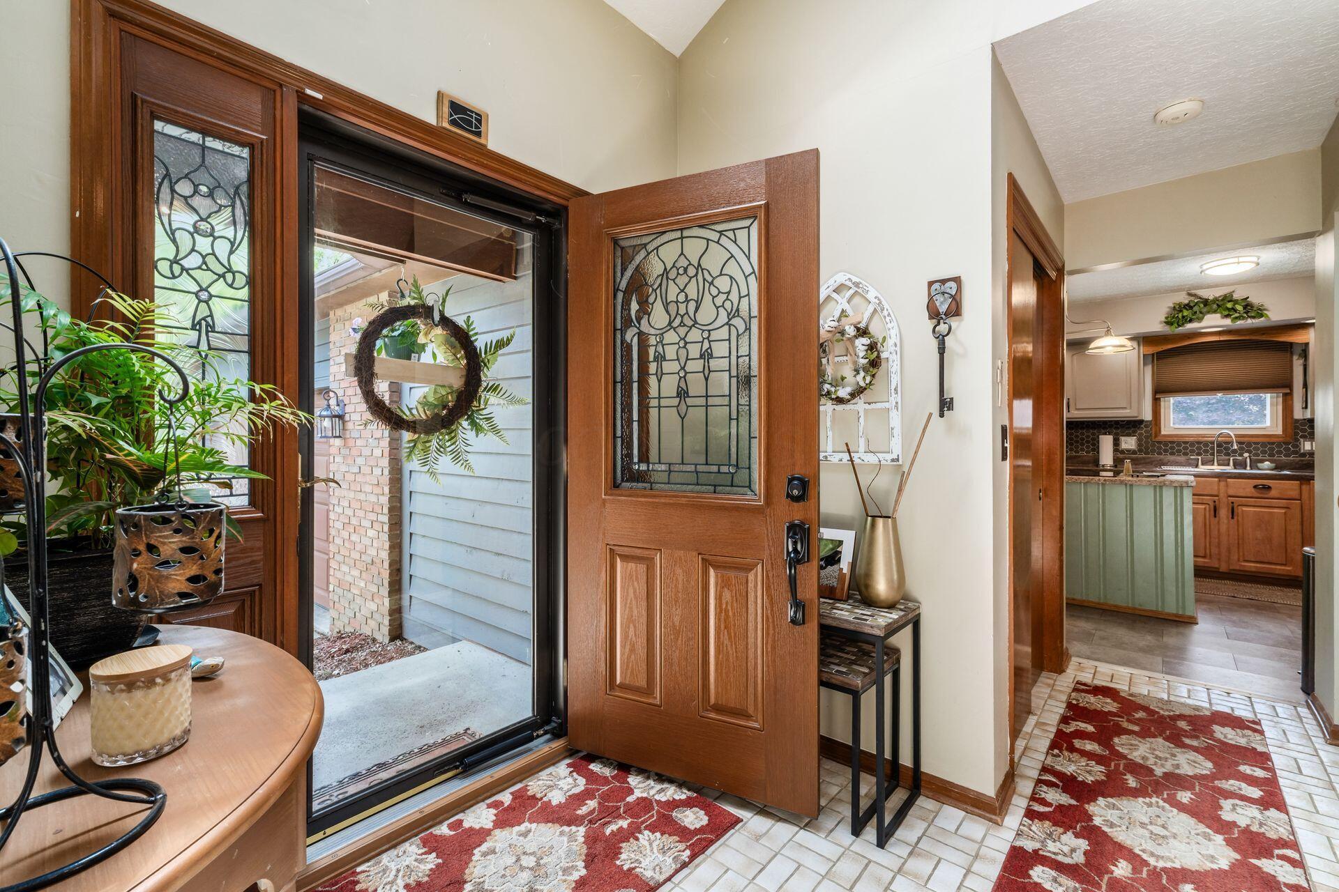 631 Brice Road Columbus, OH 43213 - Photo 5 of 45 Ceramic Tiled Foyer