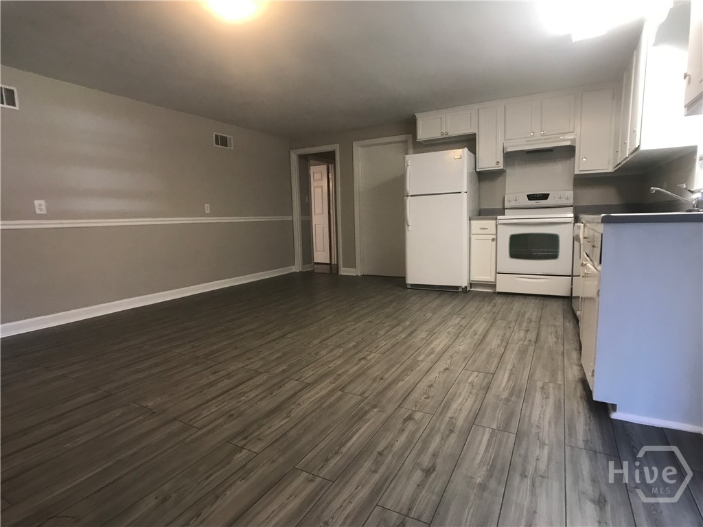 10609 Middleground Road Savannah, GA 31419 - Photo 2 of 10