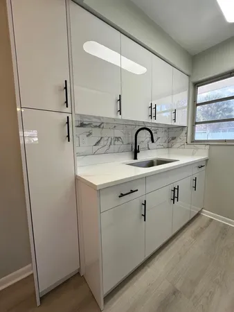 $1,650 | 932 South B Street, Lake Worth Beach, FL 33460