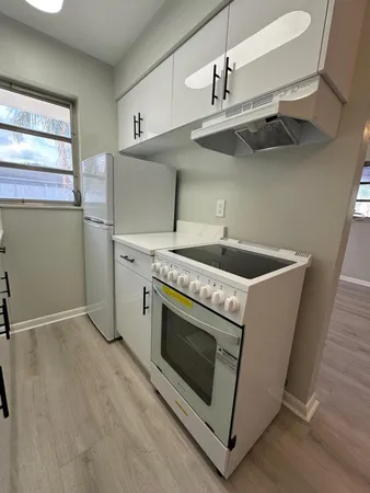 $1,650 | 932 South B Street, Lake Worth Beach, FL 33460