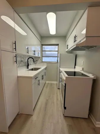 $1,650 | 932 South B Street, Lake Worth Beach, FL 33460