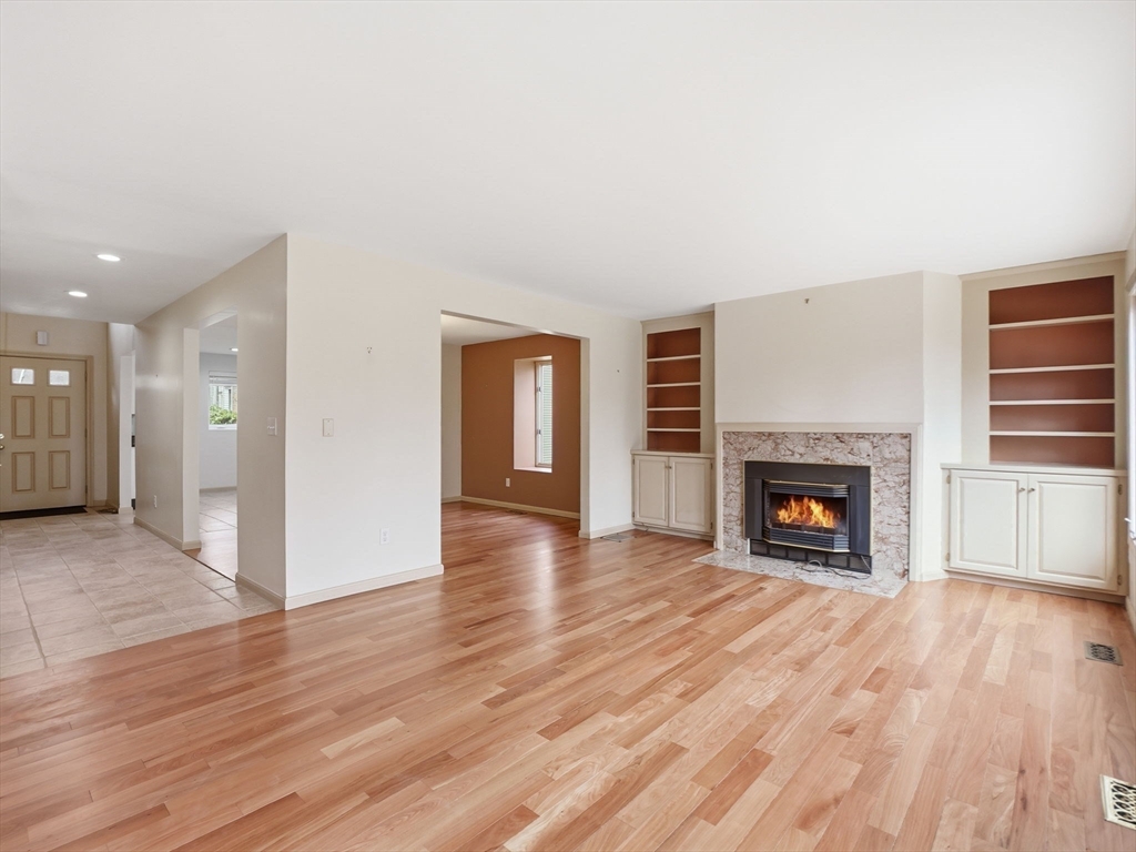 770 Salisbury Street, Unit 424 Worcester, MA 01609 - Photo 16 of 41