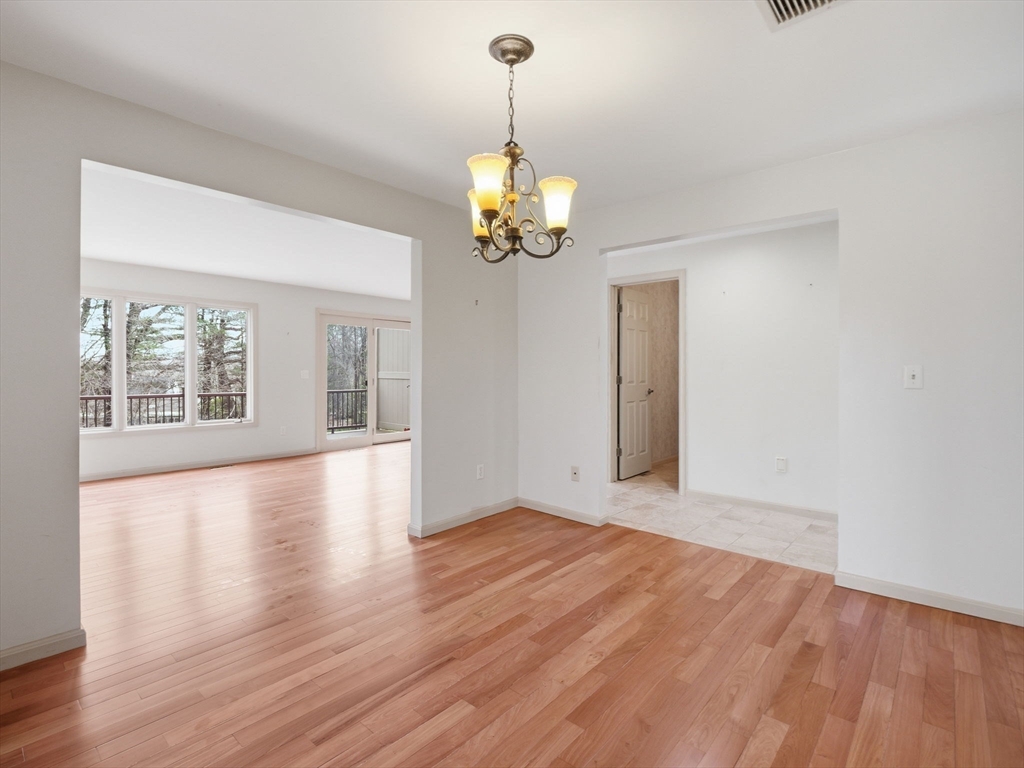 770 Salisbury Street, Unit 424 Worcester, MA 01609 - Photo 10 of 41