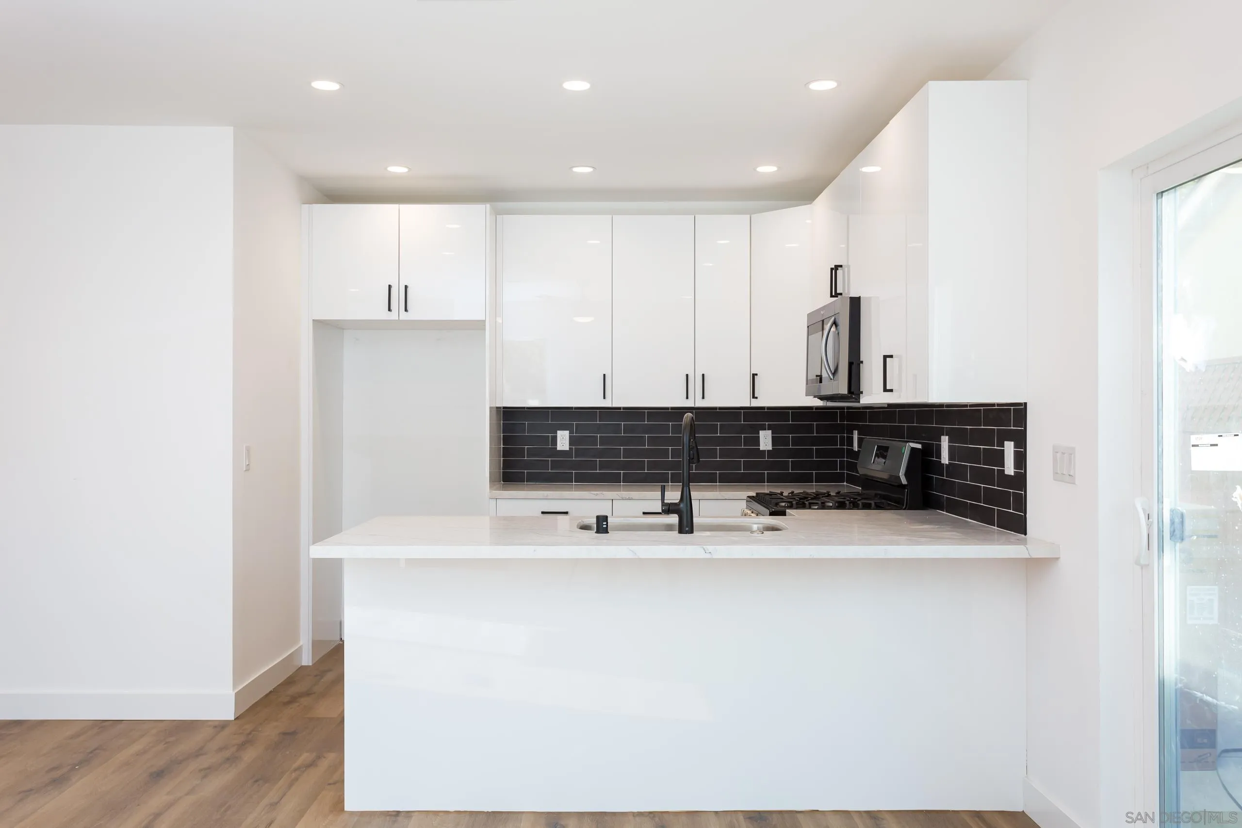 5721-23 Campanile Way San Diego, CA 92115 - Photo 6 of 59