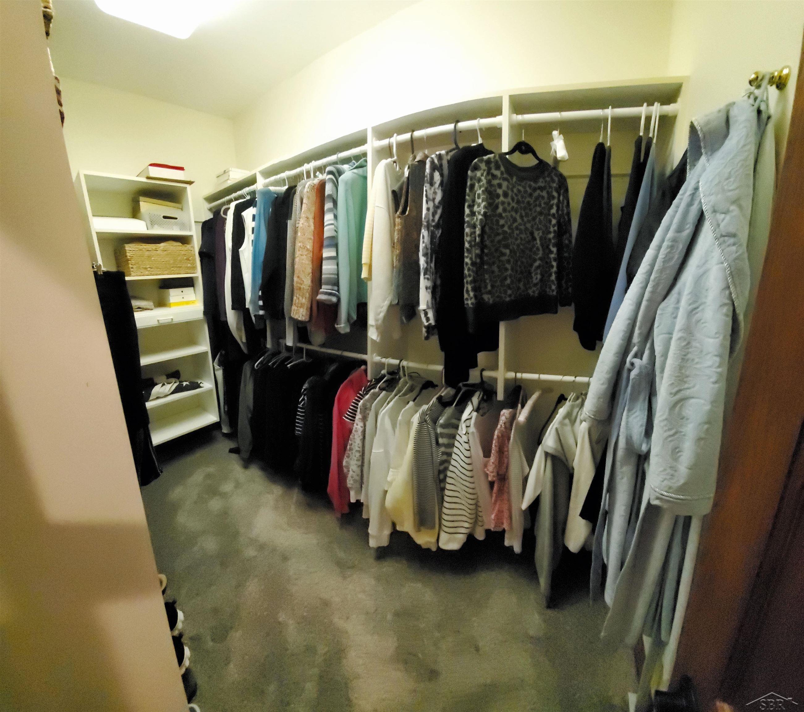 6 Maple Frankenmuth, MI 48734 - Photo 30 of 65 50111438-37.JPG