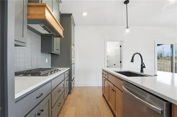 $537,500 | 502 7th Street, Smithville, MO 64089