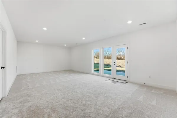 $537,500 | 502 7th Street, Smithville, MO 64089