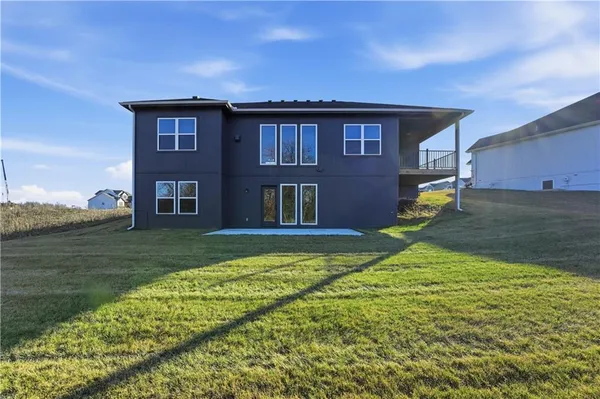 $537,500 | 502 7th Street, Smithville, MO 64089