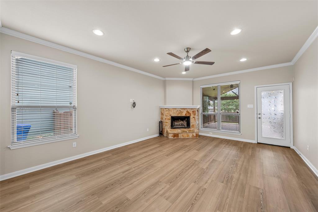 10860 Burnham Drive Waco, TX 76708 - Photo 11 of 36