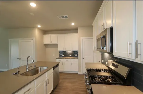 $2,700 | 21663 Sandy Dune Drive, Cypress, TX 77433