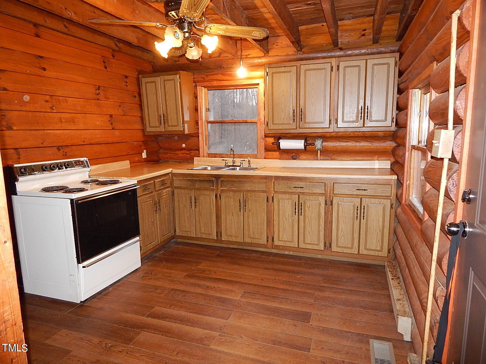 4068 Culbreth Road Stem, NC 27581 - Photo 11 of 27 DSCN3620