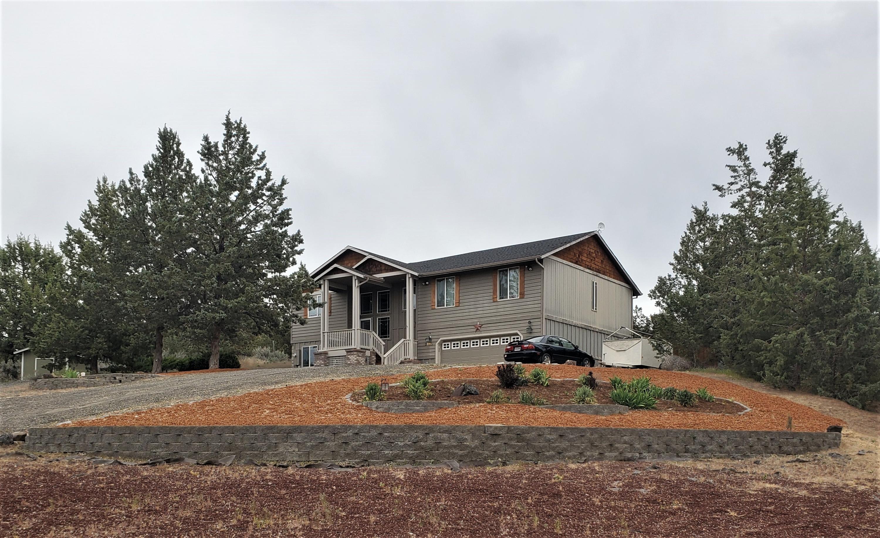 3060 Northeast Yellowpine Road Prineville, OR 97754 - Photo 20 of 25 20200516_094801 (2)