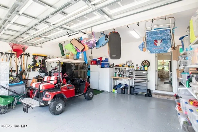 $743,000 | 402 Taylorwood Drive, Beaufort, NC 28516