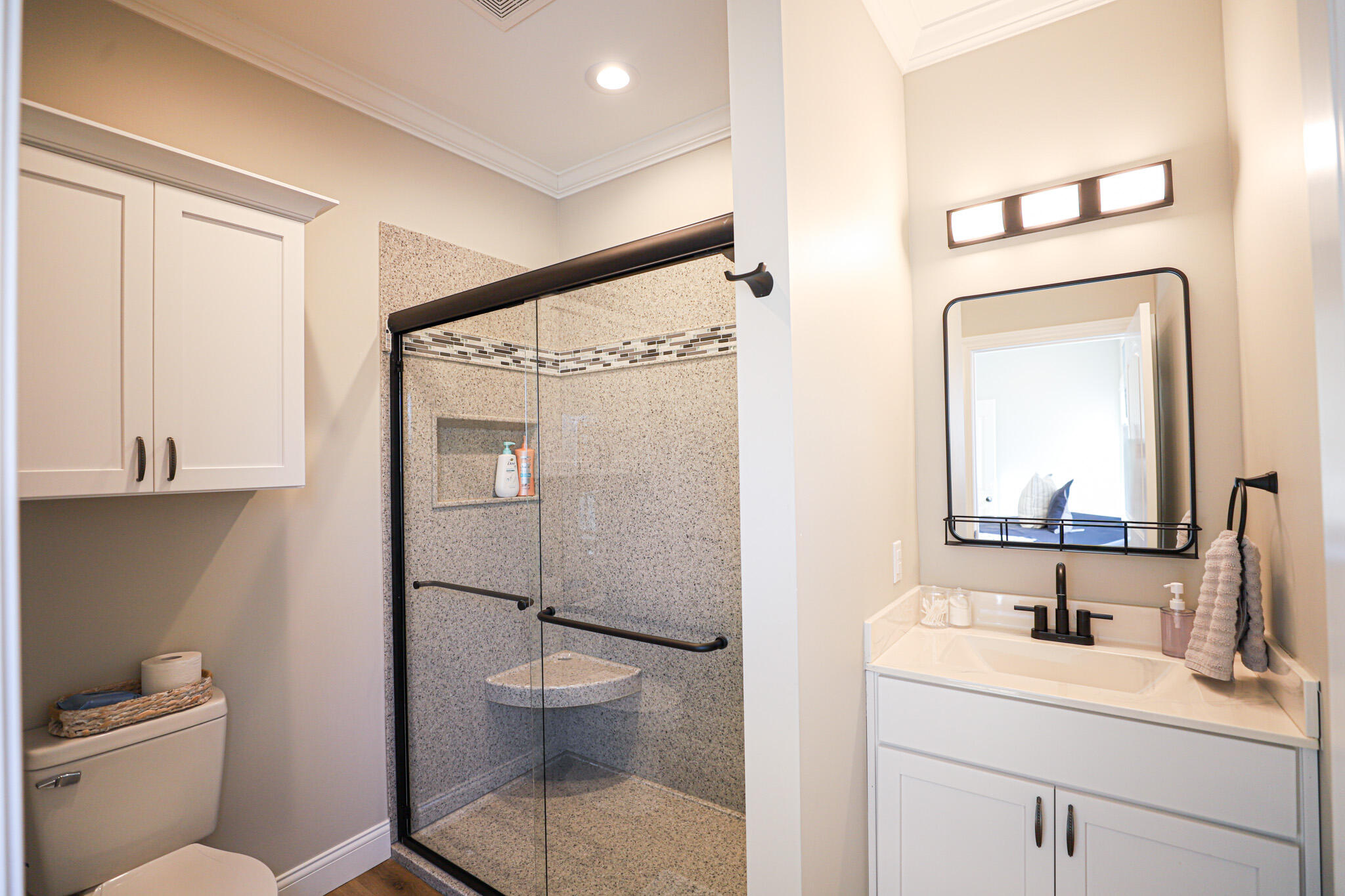 92 Mermie Road Hardin, KY 42048 - Photo 23 of 39 Primary Bathroom