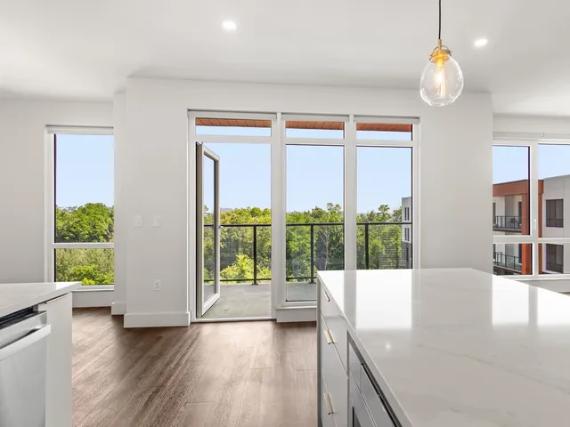 $499,999 | 125 Cambrian Way, Unit 618, Burlington, VT 05401