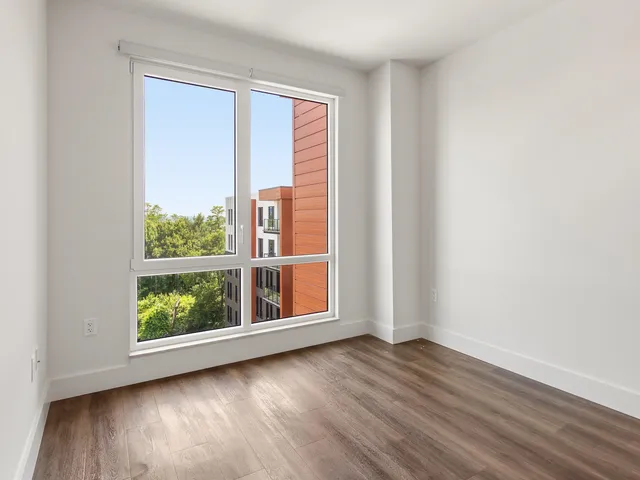 $499,999 | 125 Cambrian Way, Unit 618, Burlington, VT 05401