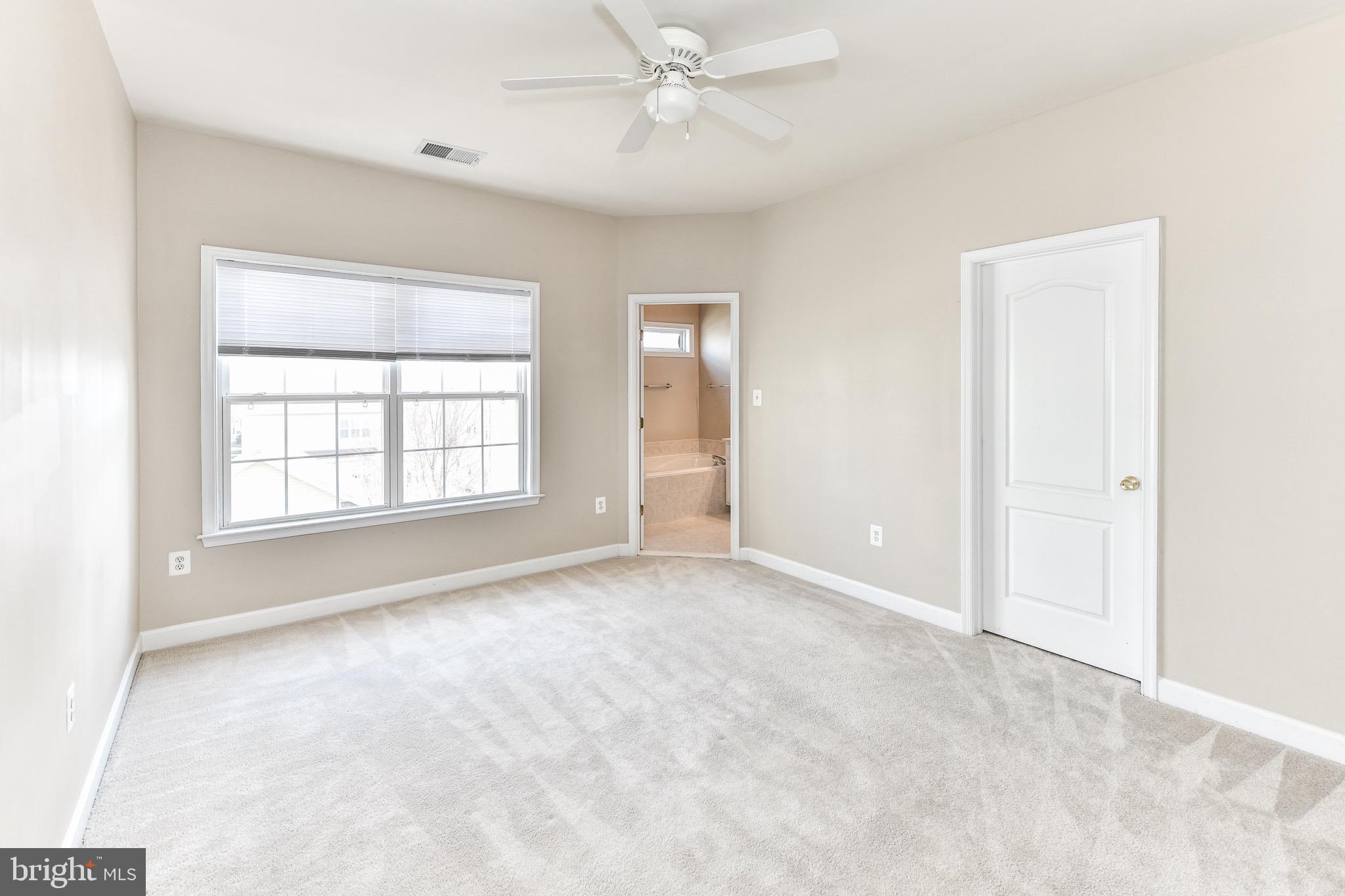 42529 Magellan Square Brambleton, VA 20148 - Photo 24 of 48