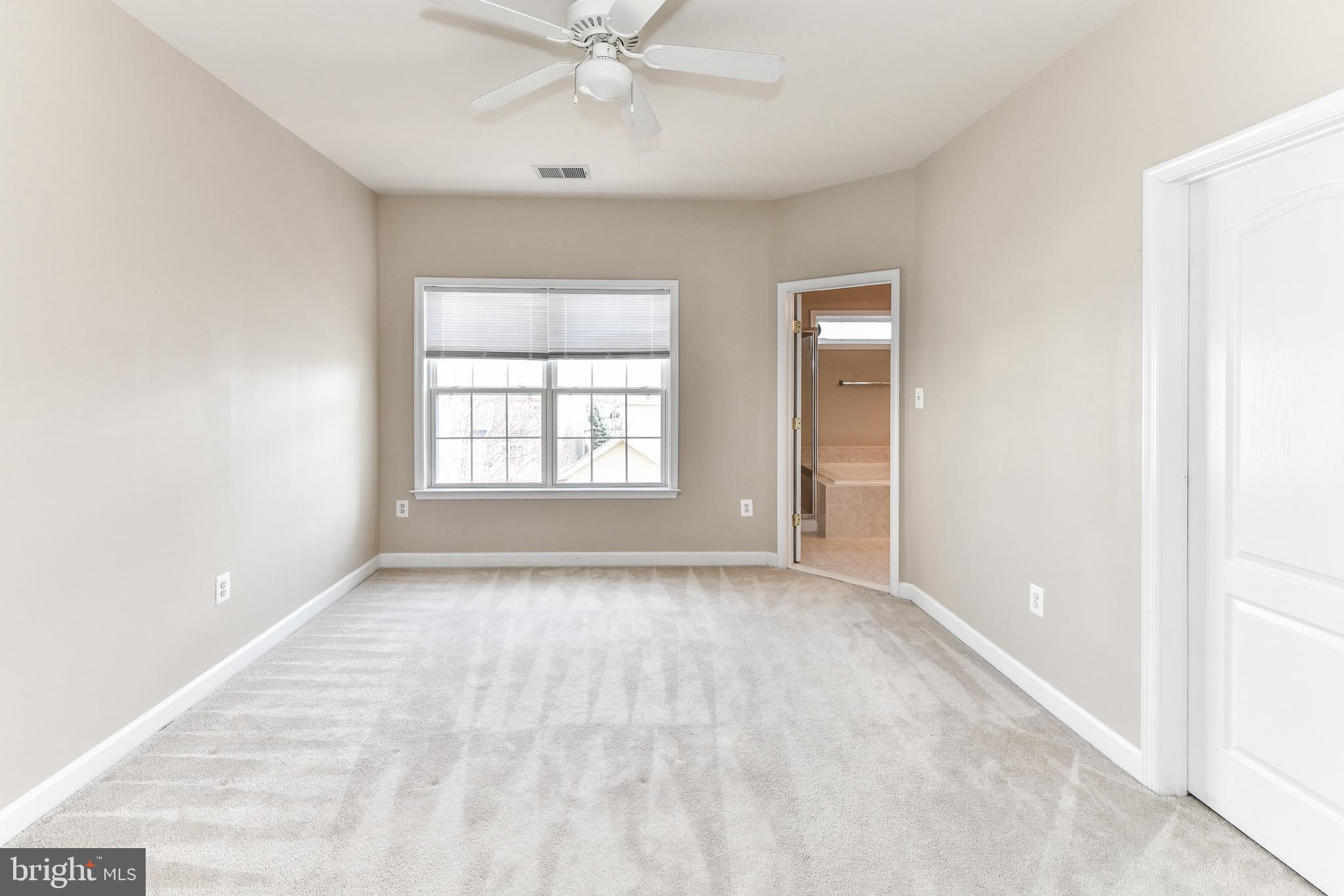 42529 Magellan Square Brambleton, VA 20148 - Photo 25 of 48