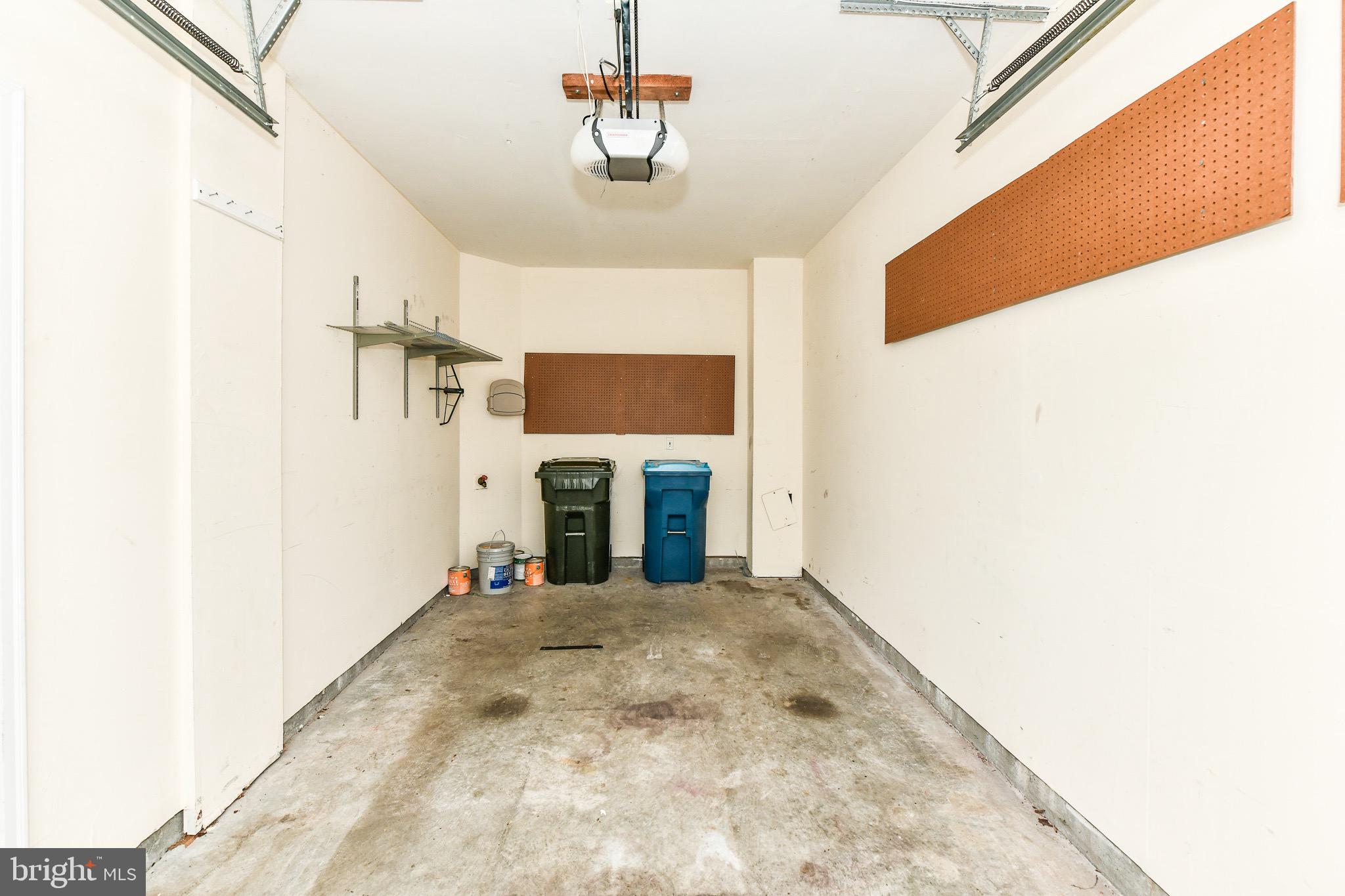 42529 Magellan Square Brambleton, VA 20148 - Photo 37 of 48