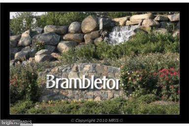 42529 Magellan Square Brambleton, VA 20148 - Photo 40 of 48