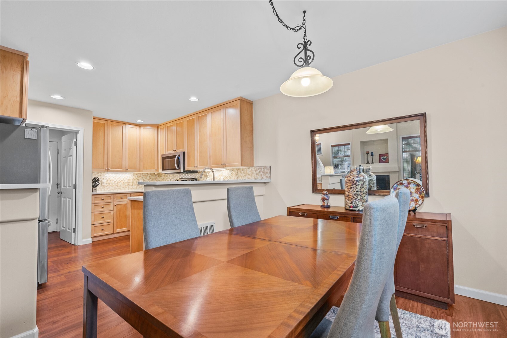 562 Elma Avenue Northeast Renton, WA 98059 - Photo 18 of 40