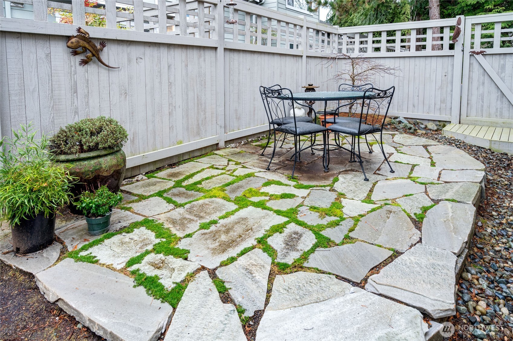 562 Elma Avenue Northeast Renton, WA 98059 - Photo 30 of 40