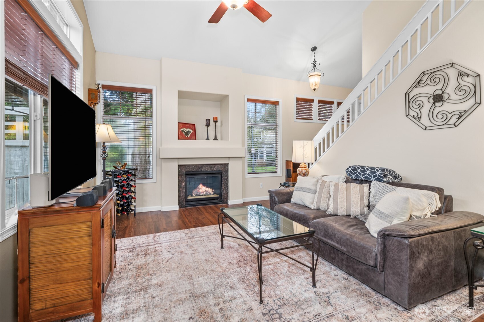 562 Elma Avenue Northeast Renton, WA 98059 - Photo 10 of 40