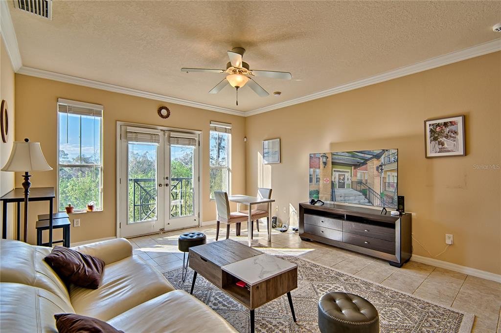 1185 Southwest 9th Road, Unit 402 Gainesville, FL 32601 - Photo 11 of 21