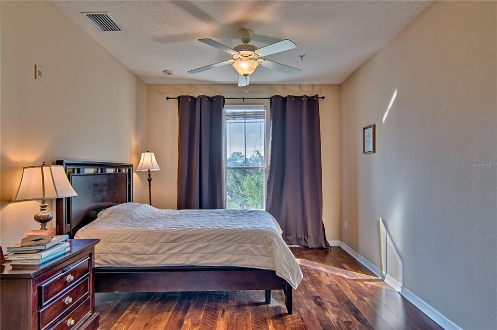 1185 Southwest 9th Road, Unit 402 Gainesville, FL 32601 - Photo 13 of 21