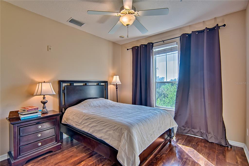 1185 Southwest 9th Road, Unit 402 Gainesville, FL 32601 - Photo 14 of 21