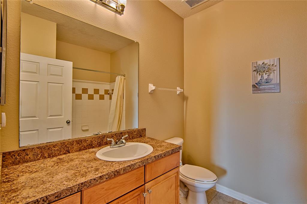 1185 Southwest 9th Road, Unit 402 Gainesville, FL 32601 - Photo 16 of 21