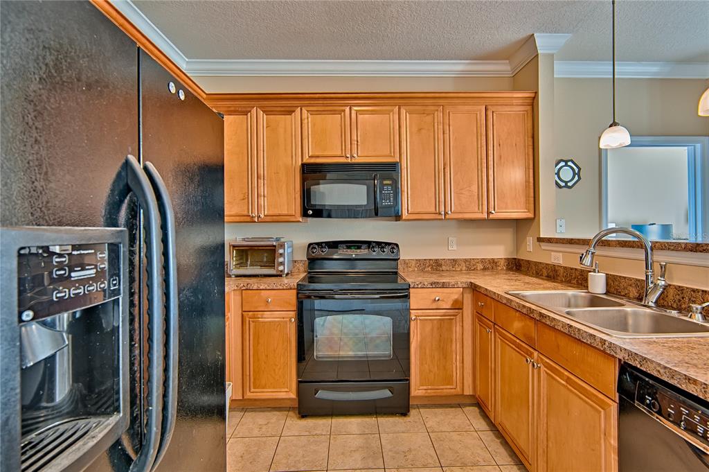 1185 Southwest 9th Road, Unit 402 Gainesville, FL 32601 - Photo 6 of 21