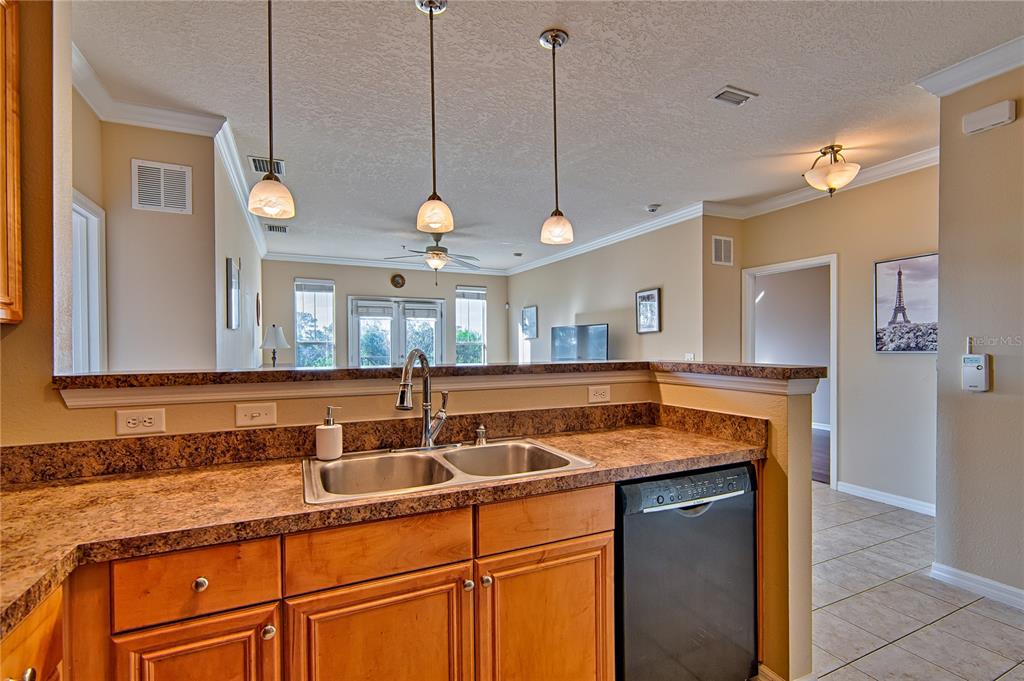 1185 Southwest 9th Road, Unit 402 Gainesville, FL 32601 - Photo 8 of 21