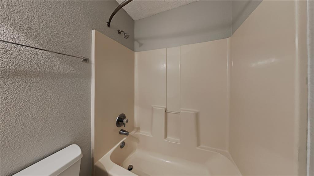 5347 Milhouse Road Indianapolis, IN 46221 - Photo 18 of 21