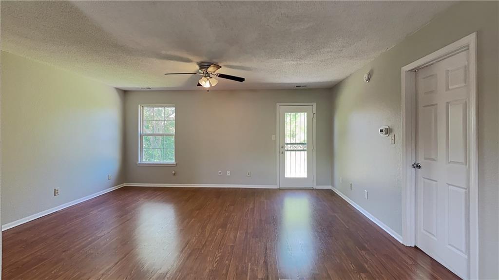 5347 Milhouse Road Indianapolis, IN 46221 - Photo 2 of 21