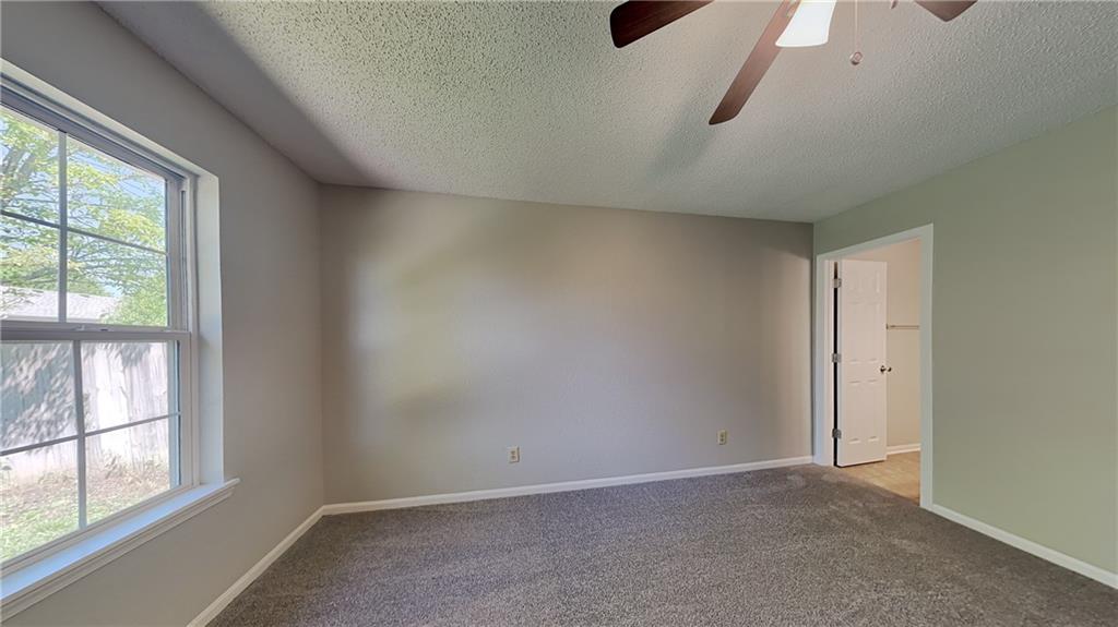 5347 Milhouse Road Indianapolis, IN 46221 - Photo 10 of 21