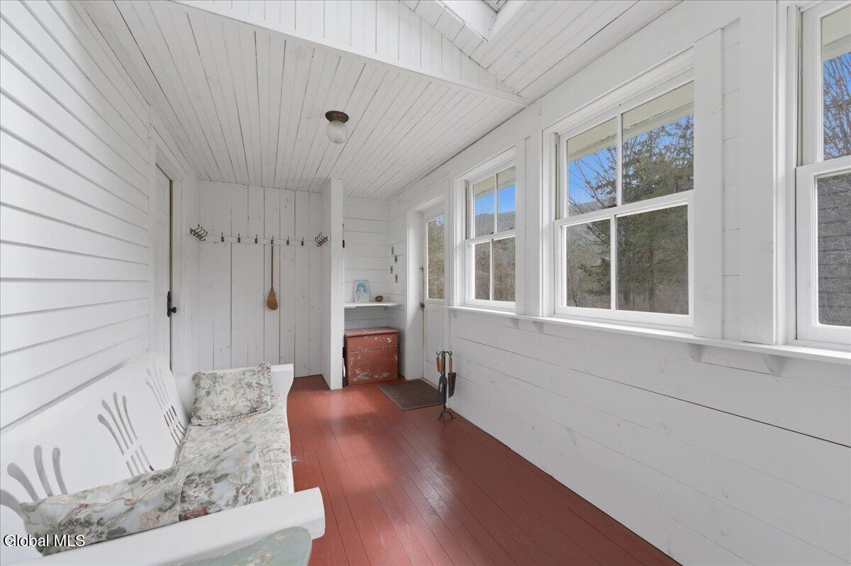 1216 Clauverwie Road Middleburgh, NY 12122 - Photo 12 of 35 10-007_JKT_0023